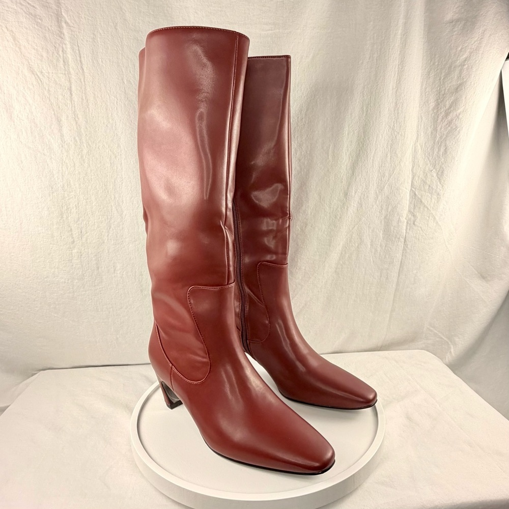 Knee-High Boots Burgundy – NEW – Size 8.5